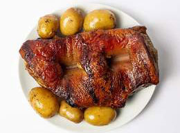 Menú entero de panceta asada + patatas + allioli